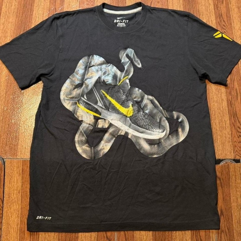 Nike Black Kobe Bryant 6 Black Del Sol Mamba Snake Shirt Medium